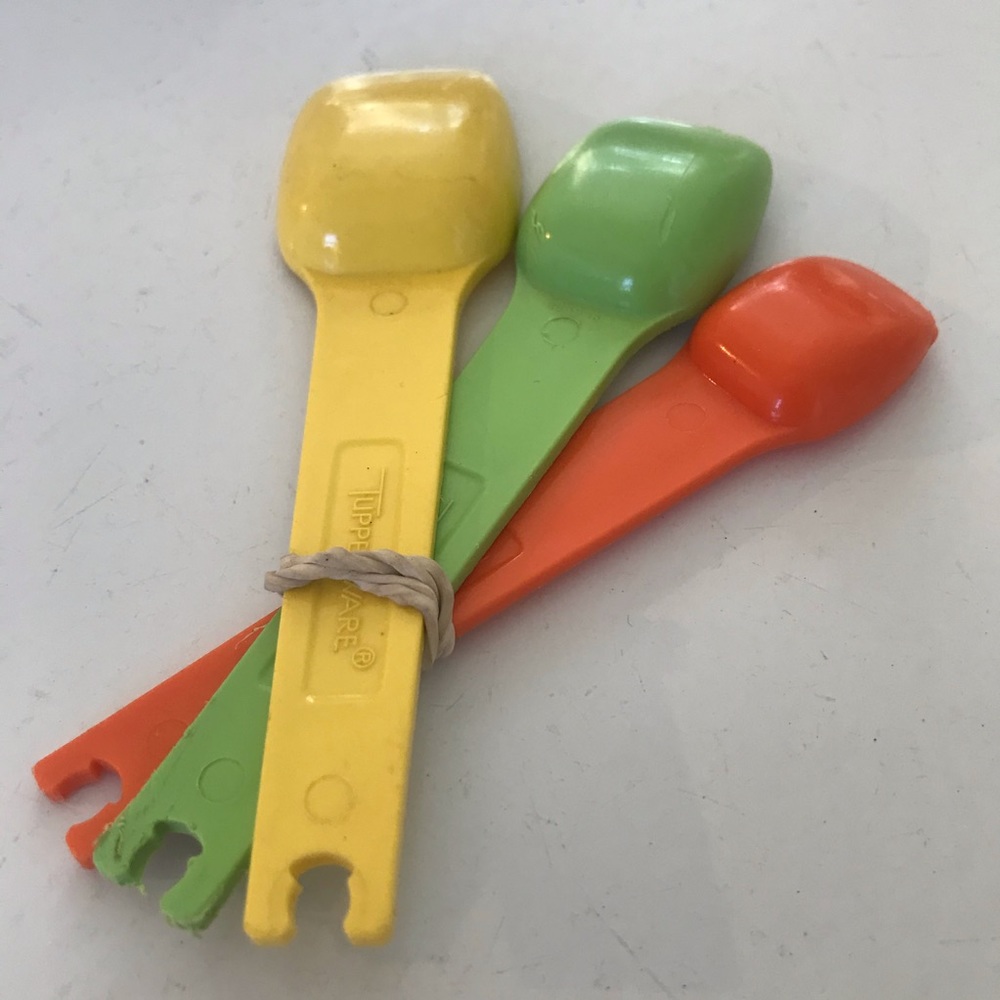 Tupperware Measuring Spoons - Picture 6 of 7